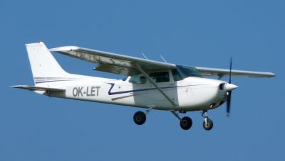 Θρίλερ με την τύχη μικρού αεροσκάφους στη Σάμο