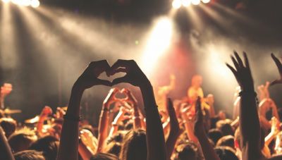 Clubbing μόνο για εμβολιασμένους στο Βερολίνο