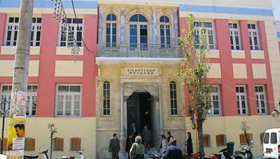 Στο Δικαστικό Μέγαρο Ηρακλείου η αντιεμβολιάστρια φυσικοθεραπεύτρια του Δήμου Μινώα Πεδιάδας