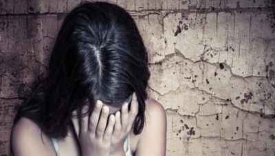 Γαλλία: Νάρκωνε τη σύζυγό του και έφερνε αγνώστους να τη βιάζουν