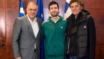 Τεντόγλου και Πομάνσκι υποδέχτηκε ο Θεοδωρικάκος