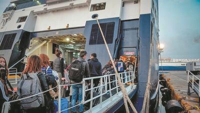 Εκπτώσεις στα ακτοπλοϊκά εισιτήρια για τους αναπληρωτές εκπαιδευτικούς