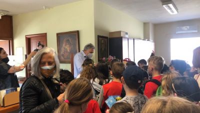 Μαθητές έψαλαν τα κάλαντα του Λαζάρου