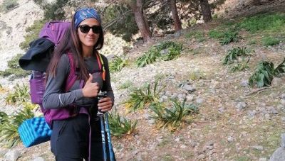 Ερμιόνη Σαπουνάκη: Ολοκλήρωσε με επιτυχία τη διάσχιση της Κρήτης πεζοπορώντας 18 ημέρες