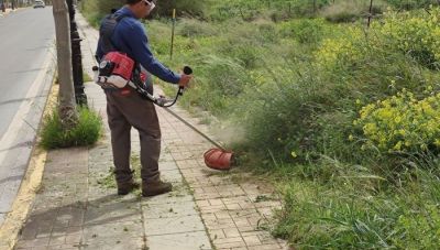 Εκτεταμένες επιχειρήσεις καθαριότητας σε παραλιακές περιοχές του Δήμου Μαλεβιζίου