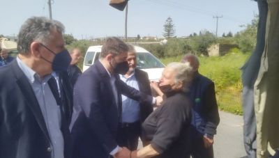 Τους σεισμόπληκτους του Αρκαλοχωρίου επισκέφθηκε ο Νίκος Ανδρουλάκης-Τι δήλωσε