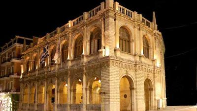 Στα μπλε θα φωτιστεί η Λότζια την Παρασκευή για το Make-a-Wish  