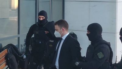 Ατάραχος στο εδώλιο ο Αναγνωστόπουλος-Δήλωσε έγγαμος και χήρος-Στις 12 Απριλίου συνεχίζεται η δίκη