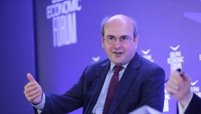 Χατζηδάκης: Έρχονται ανακοινώσεις για τις εκκρεμείς συντάξεις