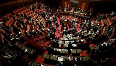 Πρωτιά στις δημοσκοπήσεις για τους Αδελφούς της Ιταλίας – Προβάδισμα στη συντηρητική συμμαχία