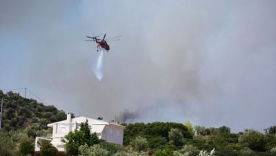 Οριοθετήθηκε η φωτιά στην Αργολίδα: Κοντά σε σπίτια έφτασαν οι φλόγες, εκκενώθηκε ξενοδοχείο
