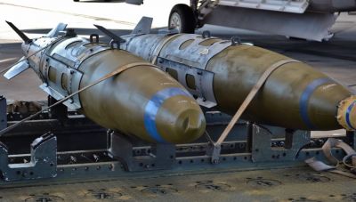 ΗΠΑ: Στέλνουν στην Ουκρανία τα κατευθυνόμενα πυρομαχικά JDAM