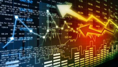 Bloomberg: Τα πέντε σενάρια για νέες αναταράξεις στις αγορές το 2023