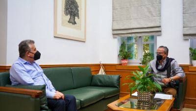 Συζήτηση Αρναουτάκη και Μαλανδράκη για τα έργα στο Δήμο Πλατανιά