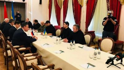Ξεκίνησαν οι διαπραγματεύσεις στη Λευκορωσία- Τι ζήτησε ο Ουκρανός Πρόεδρος από την Ευρωπαϊκή Ένωση