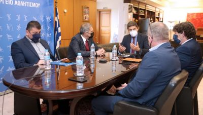 Τι ζήτησε ο Αυγενάκης από τους Προέδρους των επαγγελματικών πρωταθλημάτων