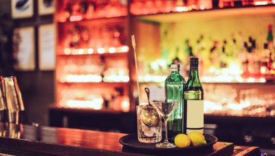 Κρήτη: Λουκέτο και καμπάνα 5.000 ευρώ σε μπαρ για το ωράριο-Μπόλικα πρόστιμα για μάσκες