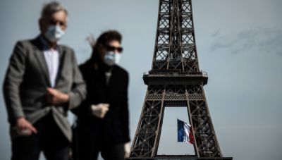 Γαλλία: Περισσότερα από 300.000 νέα κρούσματα covid, για ακόμη ένα 24ωρο