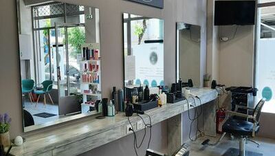 Κρήτη: Πλήρωσαν ακριβά την επίσκεψη στο κομμωτήριο πελάτισσα και ιδιοκτήτης