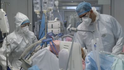 Κορωνοϊός: 23.340 νέα κρούσματα, εξ αυτών 2.039 στην Κρήτη-673 διασωληνωμένοι και 106 θάνατοι