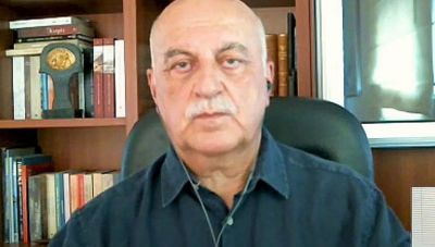 Τζανάκης: O ιός παίζει ένα γενετικό... πόκερ- Ο κίνδυνος για τα παιδιά