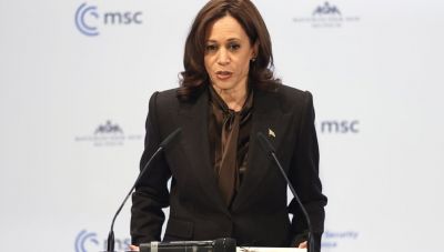 Καμάλα Χάρις: Ο Μπάιντεν σκοπεύει να διεκδικήσει δεύτερη θητεία