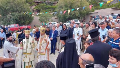 Μονή Κουδουμά: Τιμήθηκαν οι κτήτορες της, όσιοι Παρθένιος και Ευμένιος-Αποκαλυπτήρια μνημείου