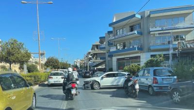 Ηράκλειο: Τροχαίο στη Λ.  Κνωσού