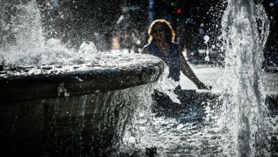 Meteo.gr: Πάνω από 8 εκ. άνθρωποι θα βιώσουν συνθήκες καύσωνα την Κυριακή
