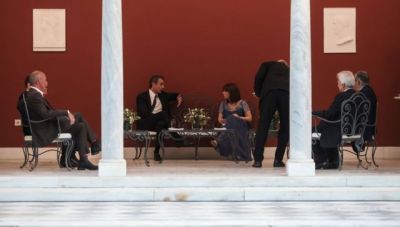 Μητσοτάκης στο Προεδρικό Μέγαρο: Ούτε εκλογές, ούτε ανασχηματισμός – Να πάτε διακοπές