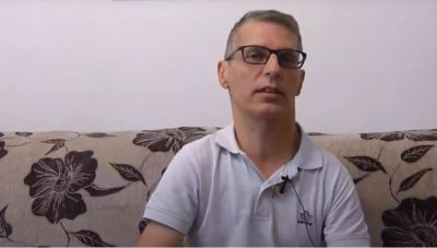 Θεσσαλονίκη: 55χρονος με εγκεφαλική παράλυση σπουδάζει στο ΑΠΘ και γίνεται πρότυπο