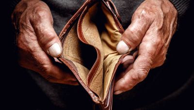 Ακρίβεια: 71 εκατ. άνθρωποι βυθίστηκαν στη φτώχεια μέσα σε τρεις μήνες