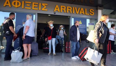 Τουρισμός: Εκτοξεύθηκαν οι αφίξεις τουριστών τον Απρίλιο