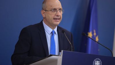 Οικονόμου: Η κυβέρνηση σκέφτεται περαιτέρω βελτιώσεις στις δηλώσεις Πόθεν Έσχες των πολιτικών