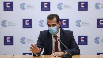 Πλεύρης: Αν υπάρξει πίεση στο σύστημα θα εξετάσουμε τη λήψη κάποιων μέτρων