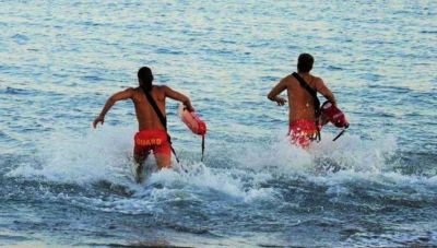 Διάσωση Ιταλίδας τουρίστριας που κινδύνευσε κολυμπώντας στα Μάλια