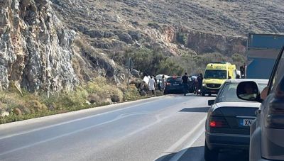 ΒΟΑΚ: Ένας νεκρός και τέσσερις τραυματίες από σύγκρουση οχημάτων