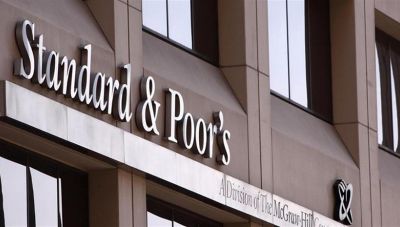 Η S&P βλέπει κίνδυνο εισαγωγής νέων capital controls στην Τουρκία αν συνεχιστούν οι πιέσεις στη λίρα
