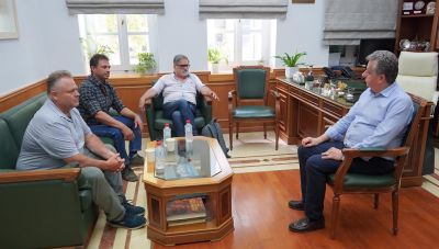Συνάντηση Περιφερειάρχη Κρήτης με τον Δήμαρχο Αγίου Νικολάου