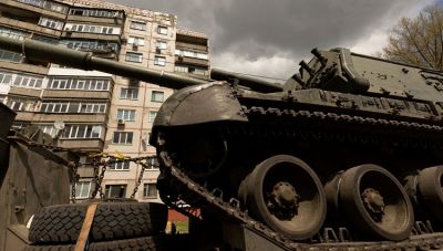 Ουκρανία: Βομβαρδίζει σε όλο το ανατολικό μέτωπο η Ρωσία – Mήνυμα ΗΠΑ σε Πούτιν να μην στραφεί κατά του ΝΑΤΟ