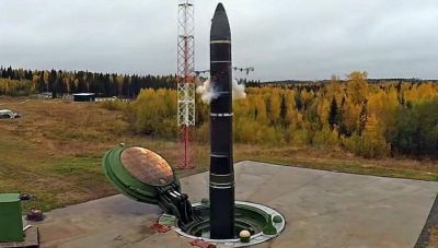 Θα απαντήσει η Ρωσία αν το ΝΑΤΟ μεταφέρει πυρηνικά πιο κοντά στα σύνορα της