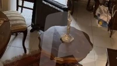 Γιατί ο Μάνος Δασκαλάκης έστειλε φωτογραφία του σπιτιού της σπιτονοικοκυράς στη Ρούλα