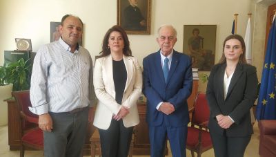 Συνάντηση του Δημάρχου Ηρακλείου Βασίλη Λαμπρινού με την Πρέσβη της Δημοκρατίας της Αλβανίας