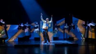 Τέσσερις επιπλέον παραστάσεις για το «Όνειρο ενός γελοίου»