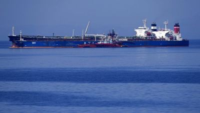 Ιράν: Πληροφορίες ότι τα ελληνικά πλοία οδηγούνται σε λιμάνι για κατάσχεση του φορτίου τους