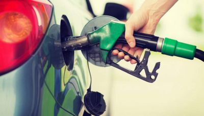 Στα 2,5 ευρώ το λίτρο η αμόλυβδη μέχρι το τέλος της εβδομάδας-Σε ποιους νομούς παραμένει κάτω από δύο ευρώ