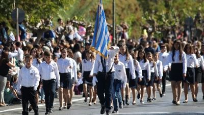 Με ανοιξιάτικο καιρό η παρέλαση της 25ης Μαρτίου στο Ηράκλειο