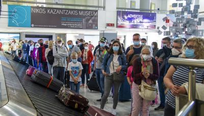 Θέμα Newshub.gr: Ξεκινά η τουριστική σεζόν στην Κρήτη με τις πρώτες πτήσεις τσάρτερ-Ανοίγουν ξενοδοχεία