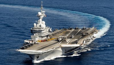 Στη Σούδα έδεσε το γαλλικό αεροπλανοφόρο Σαρλ Ντε Γκωλ