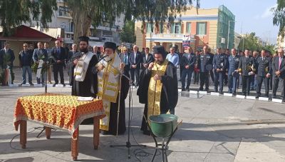Ηράκλειο: Με επιμνημόσυνη δέηση και κατάθεση στεφάνων τιμήθηκε η Hμέρα των Ενόπλων Δυνάμεων